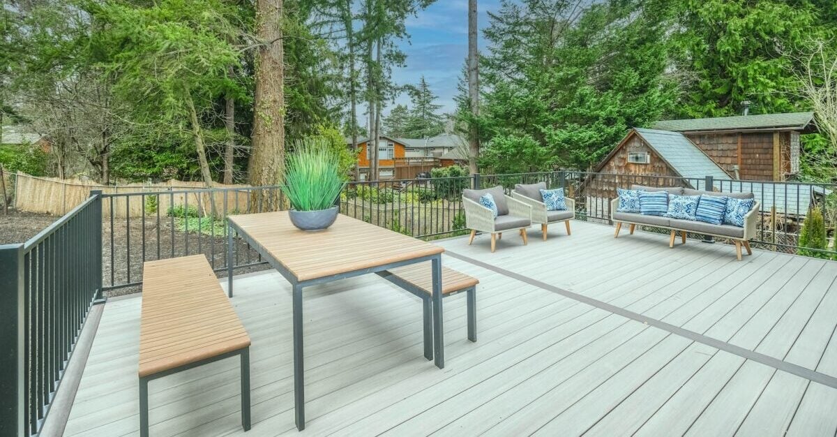 What is the Best Wood for Outdoor Decks?