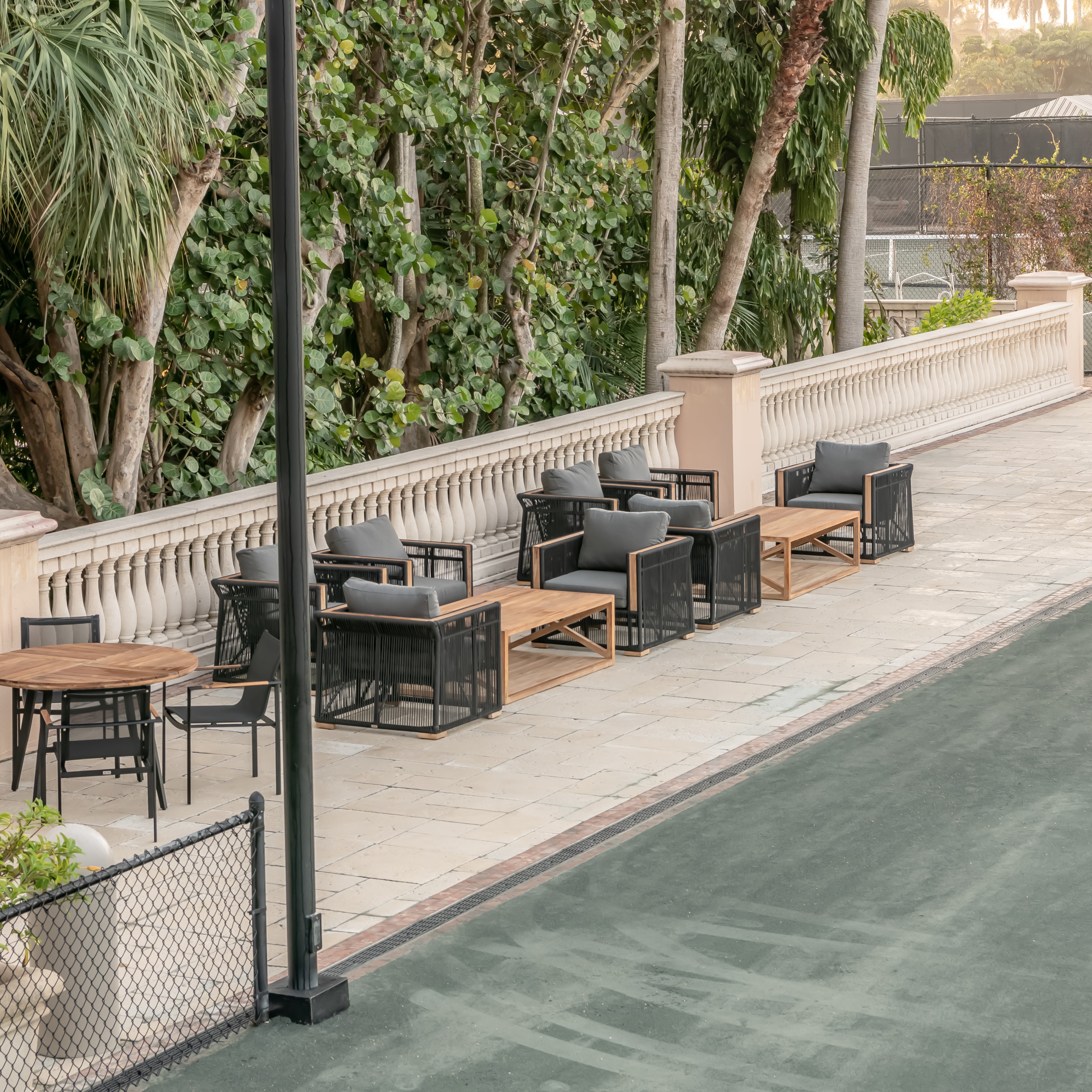 Campo Club Chair#Finish_Black