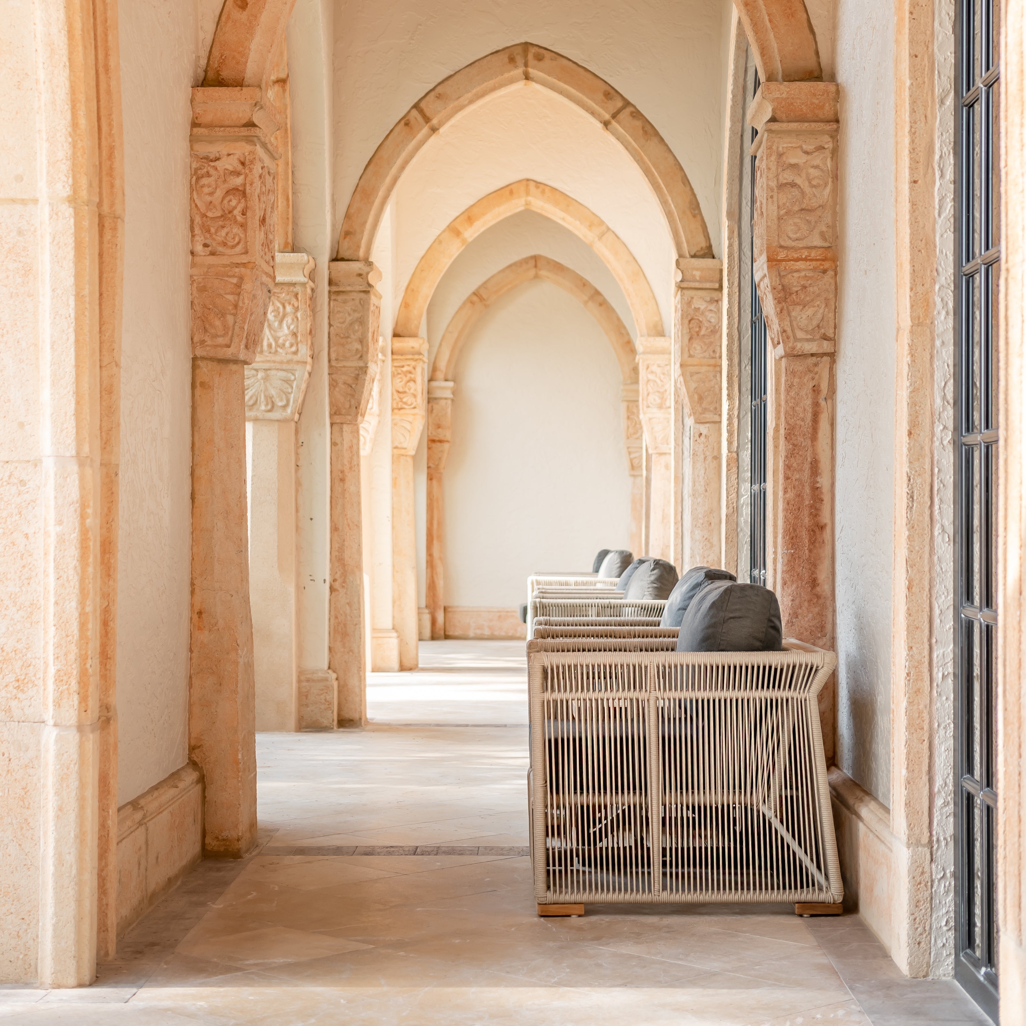 Campo Club Chair#Finish_Sand