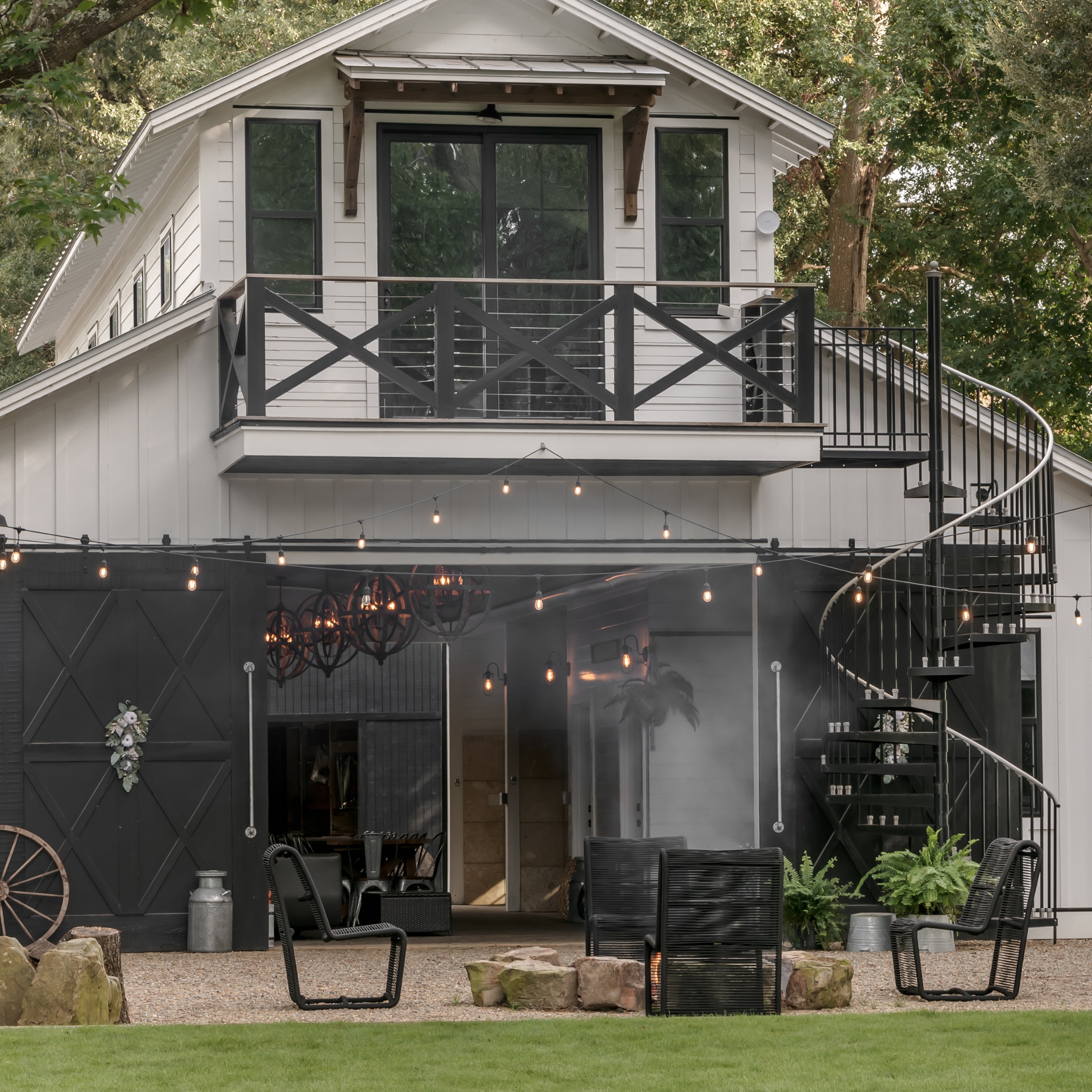 Campo Armless Club Chair#Finish_Black