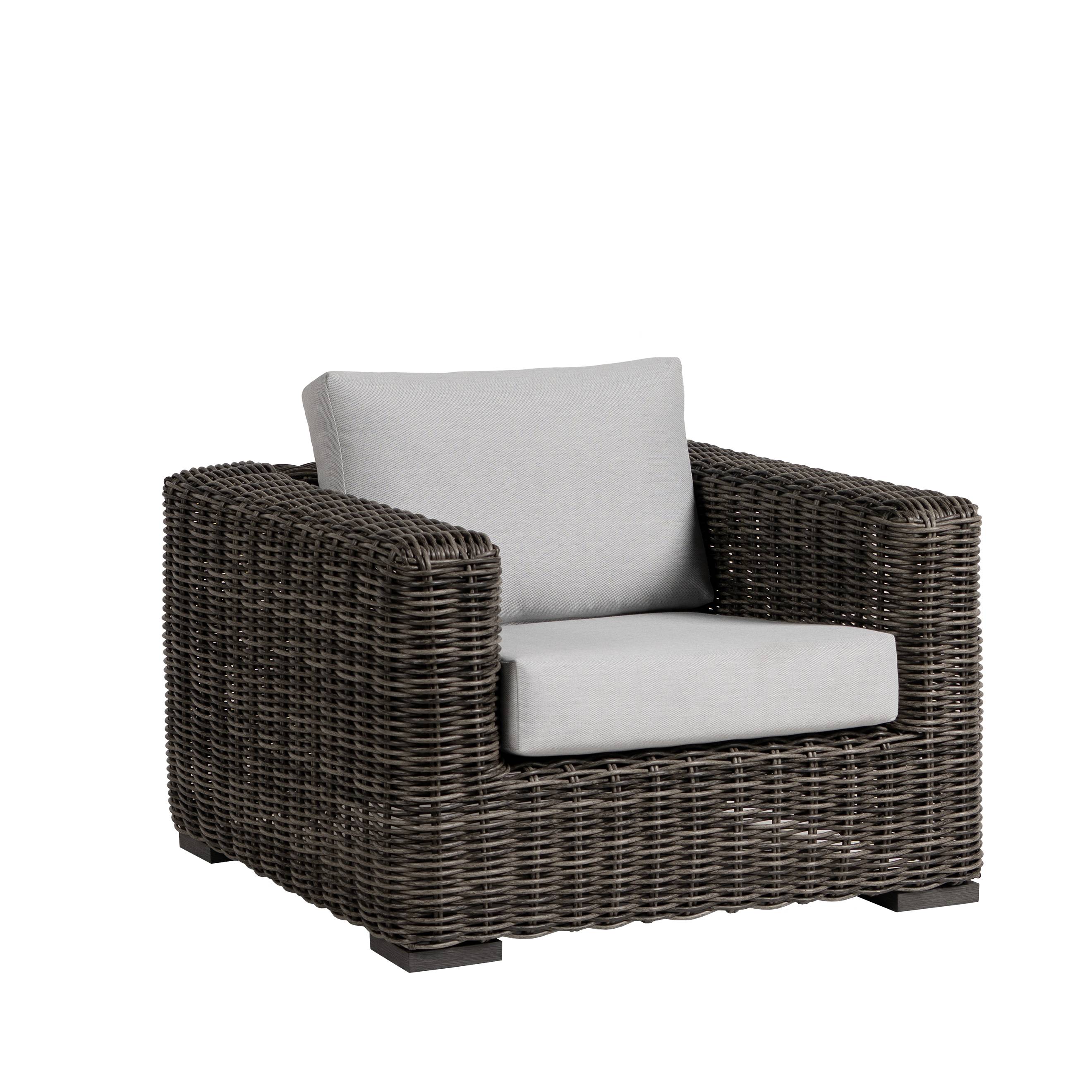 Cubo Wicker Club Chair
