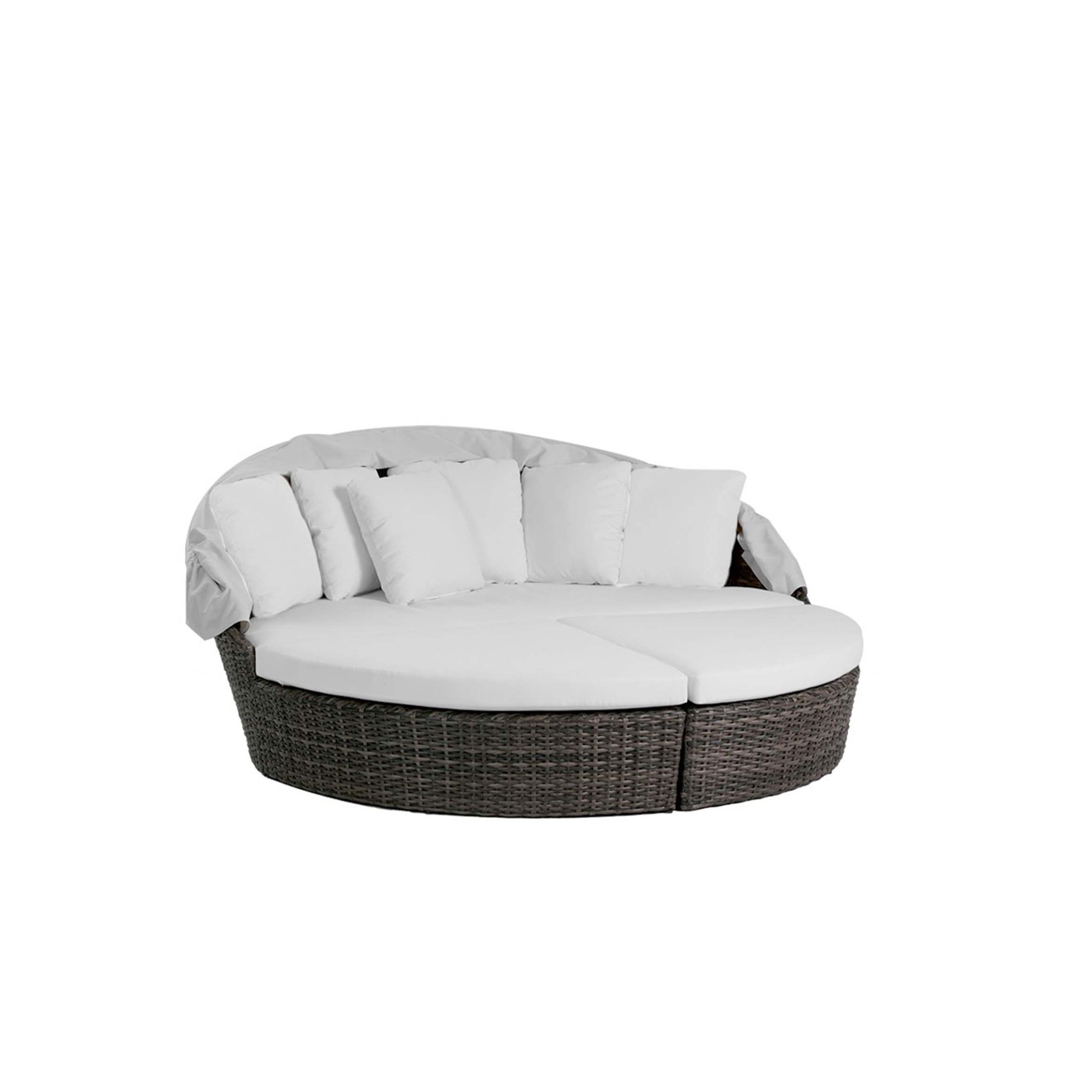 Coral Gables Wicker Round Daybed w/ Canopy