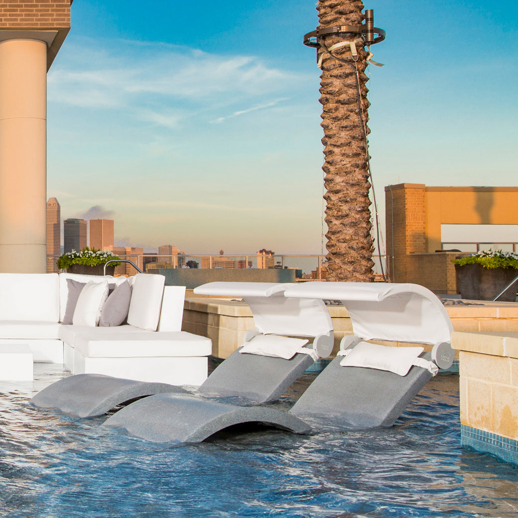 Signature Chaise Deep