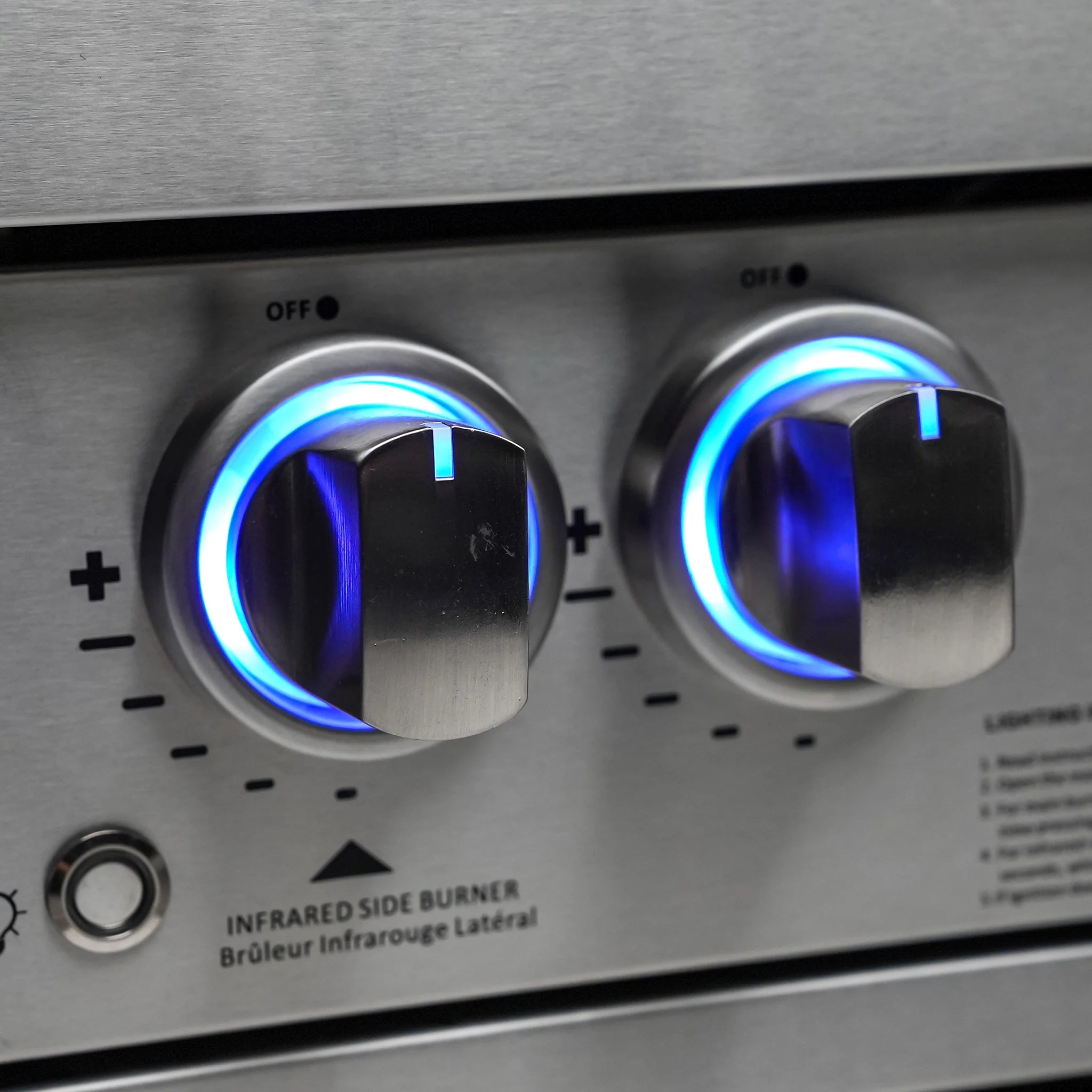 805 Deluxe Stainless Steel 6-Burner Outdoor Kitchen Island with 45-Degree Corners