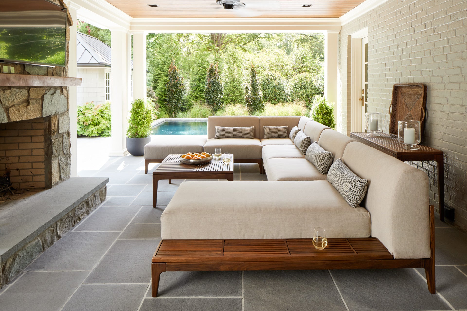 Mix Ipe Wood Ottoman