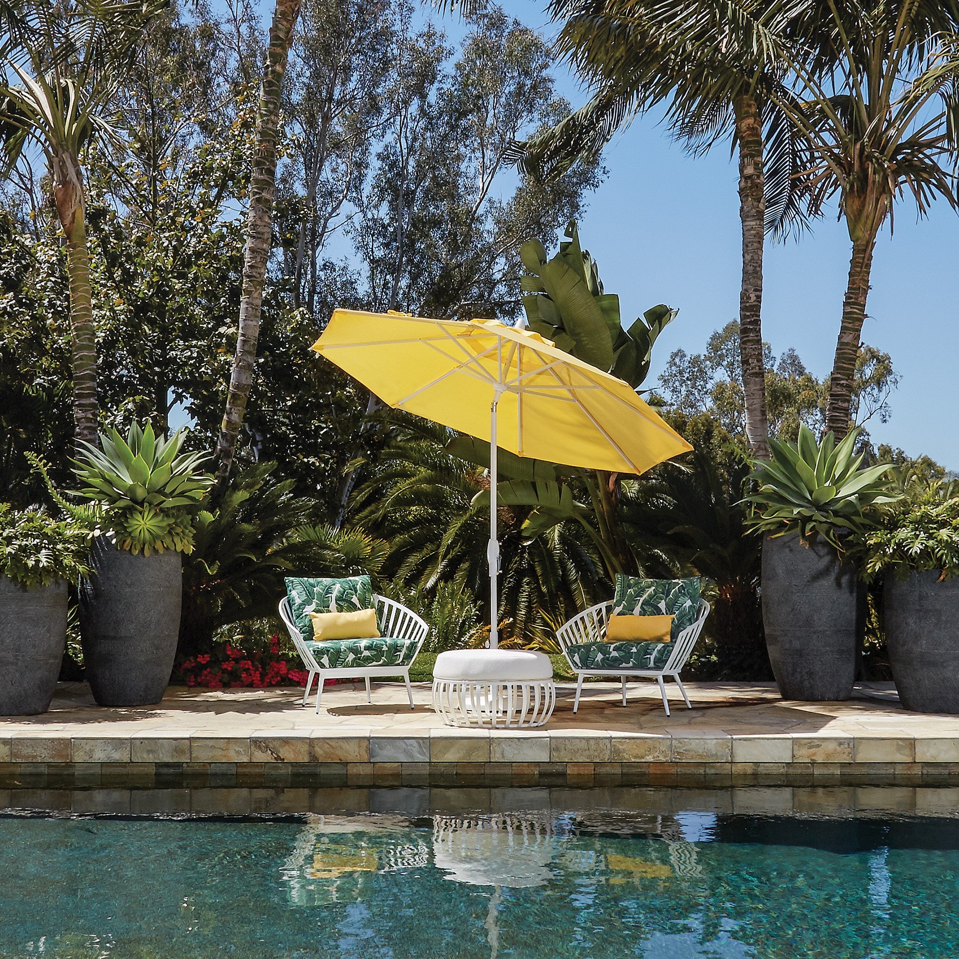 Auto Tilt 11' Octagon Aluminum Market Umbrella