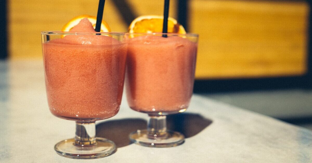 How to Design a Patio Bar