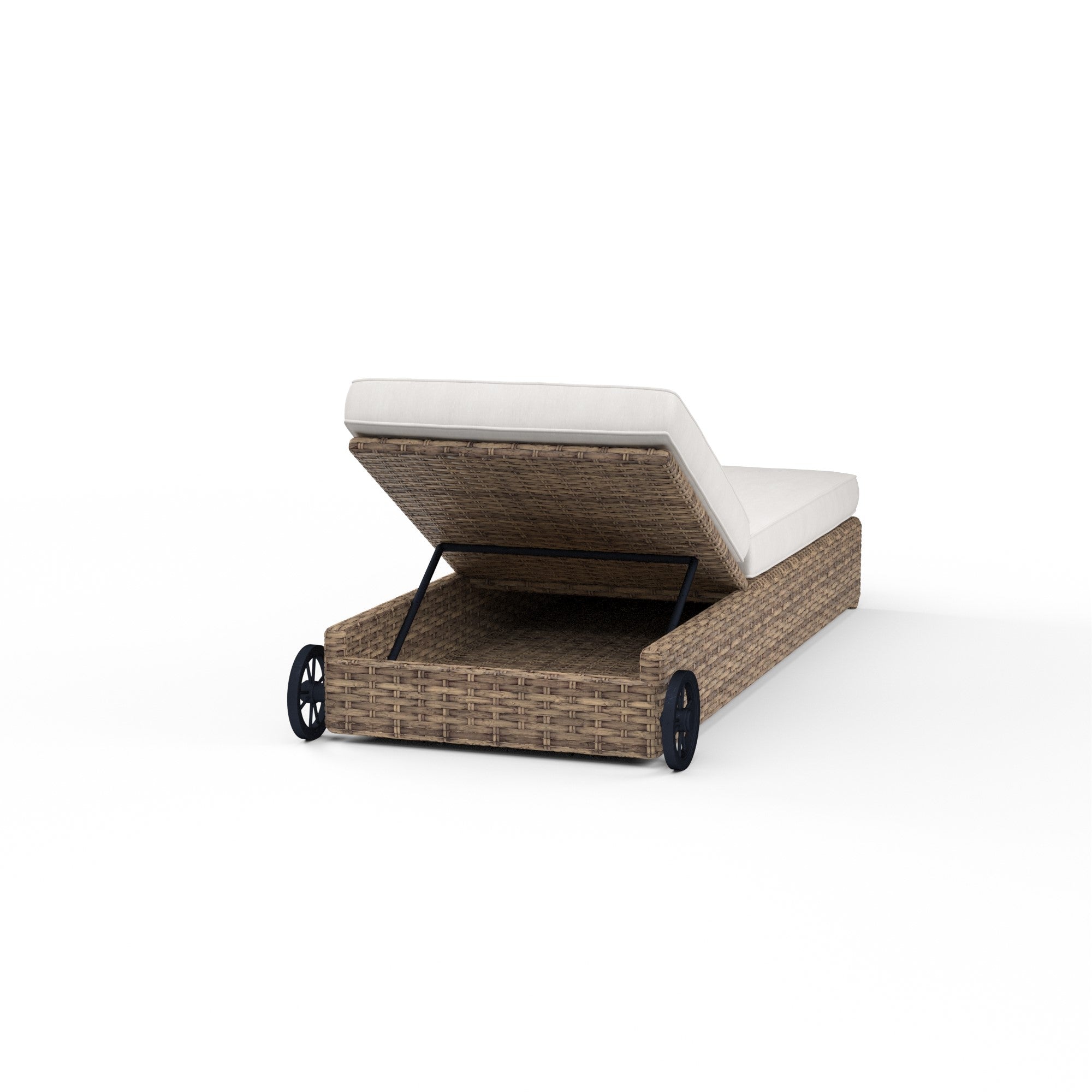 Havana Wicker Chaise Lounge