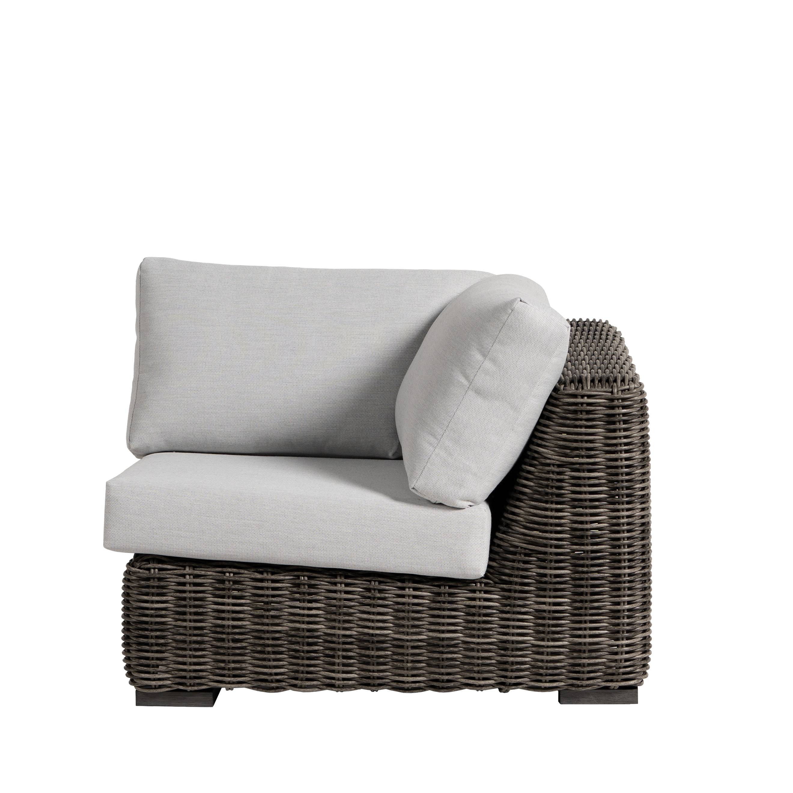 Cubo Wicker Corner Chair