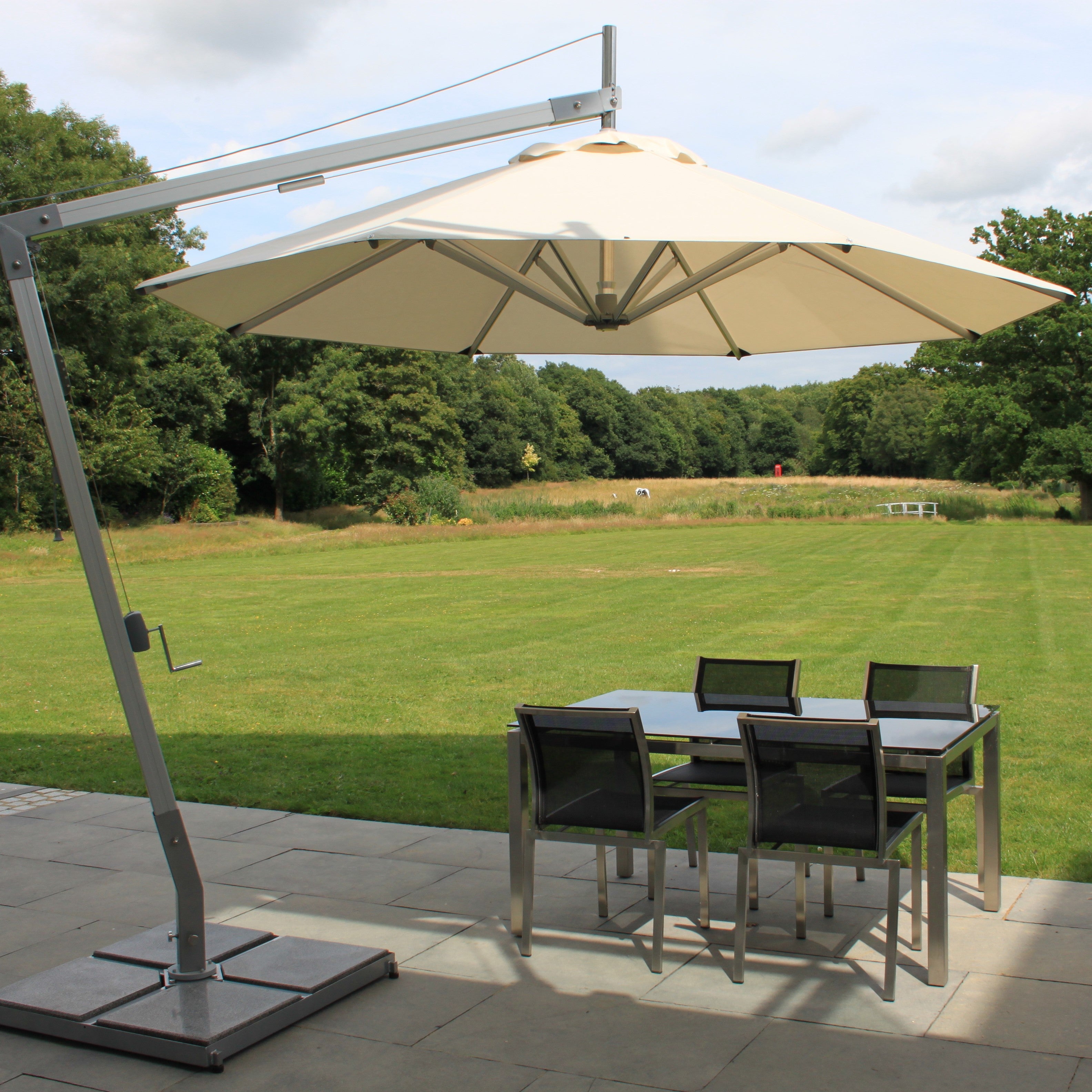 Santa Ana 10' Round Aluminum Cantilever Umbrella