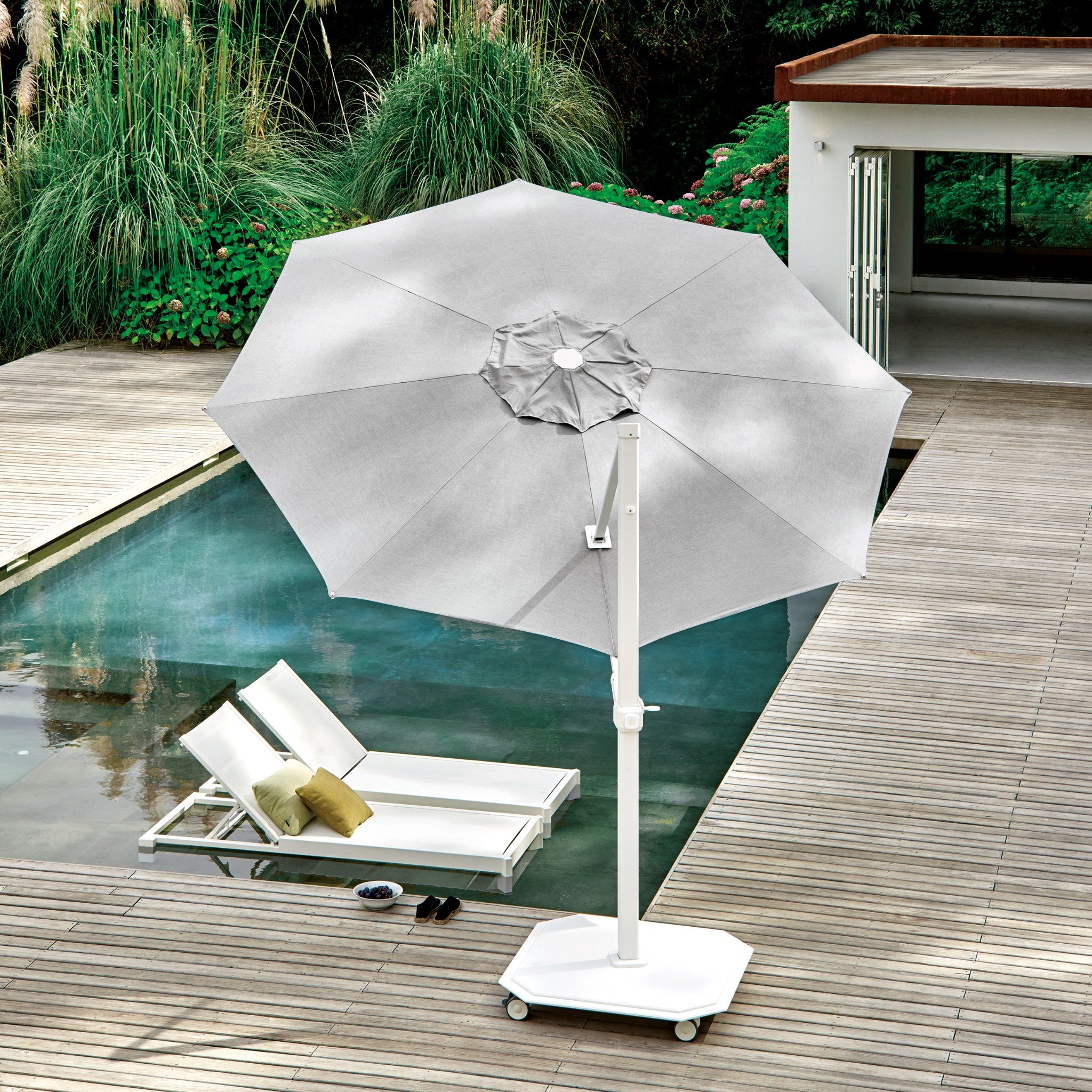 11.5' Octagon Aluminum Sidepost Tilt Umbrella