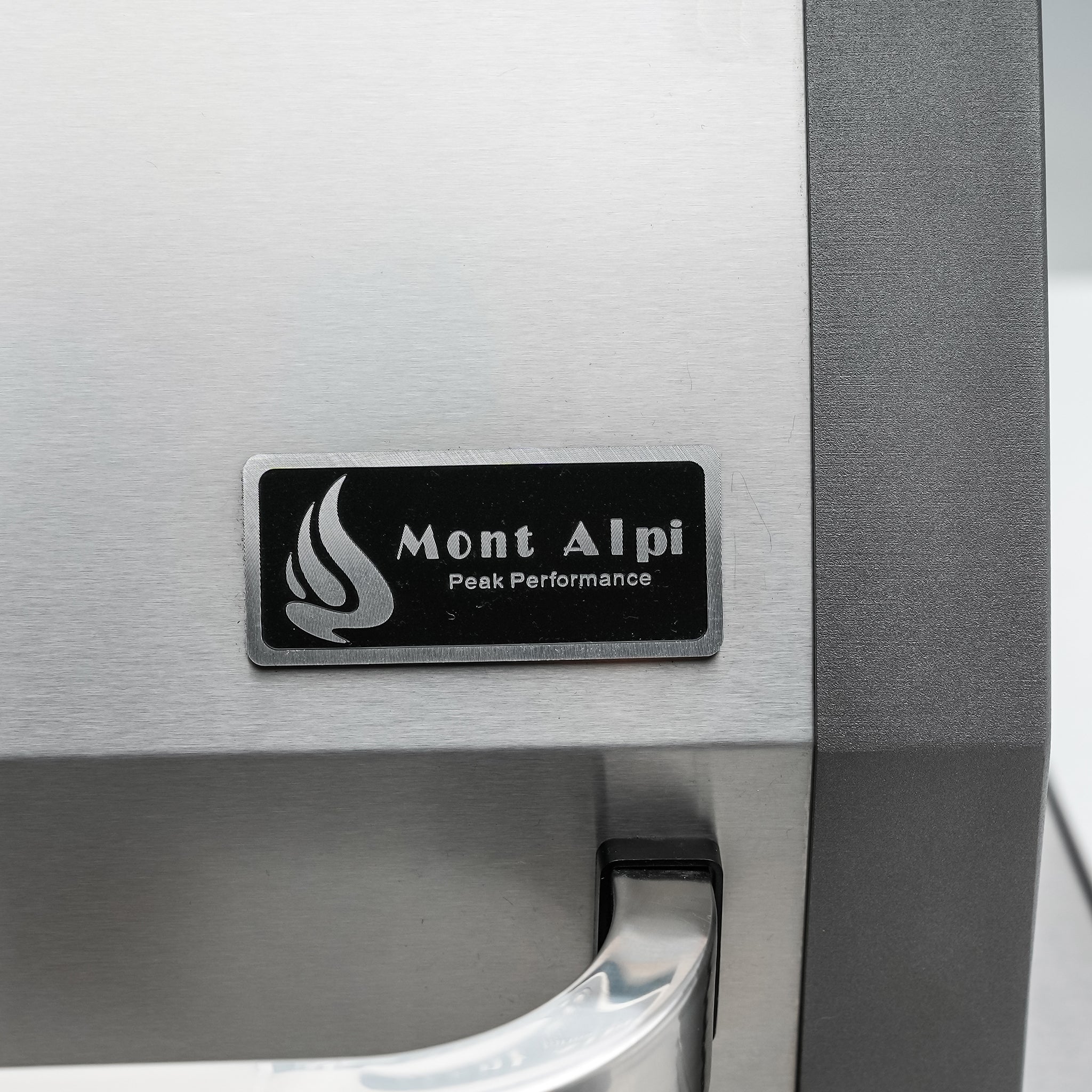 805 Deluxe Stainless Steel 6-Burner Outdoor Kitchen Island with 90-Degree Corner