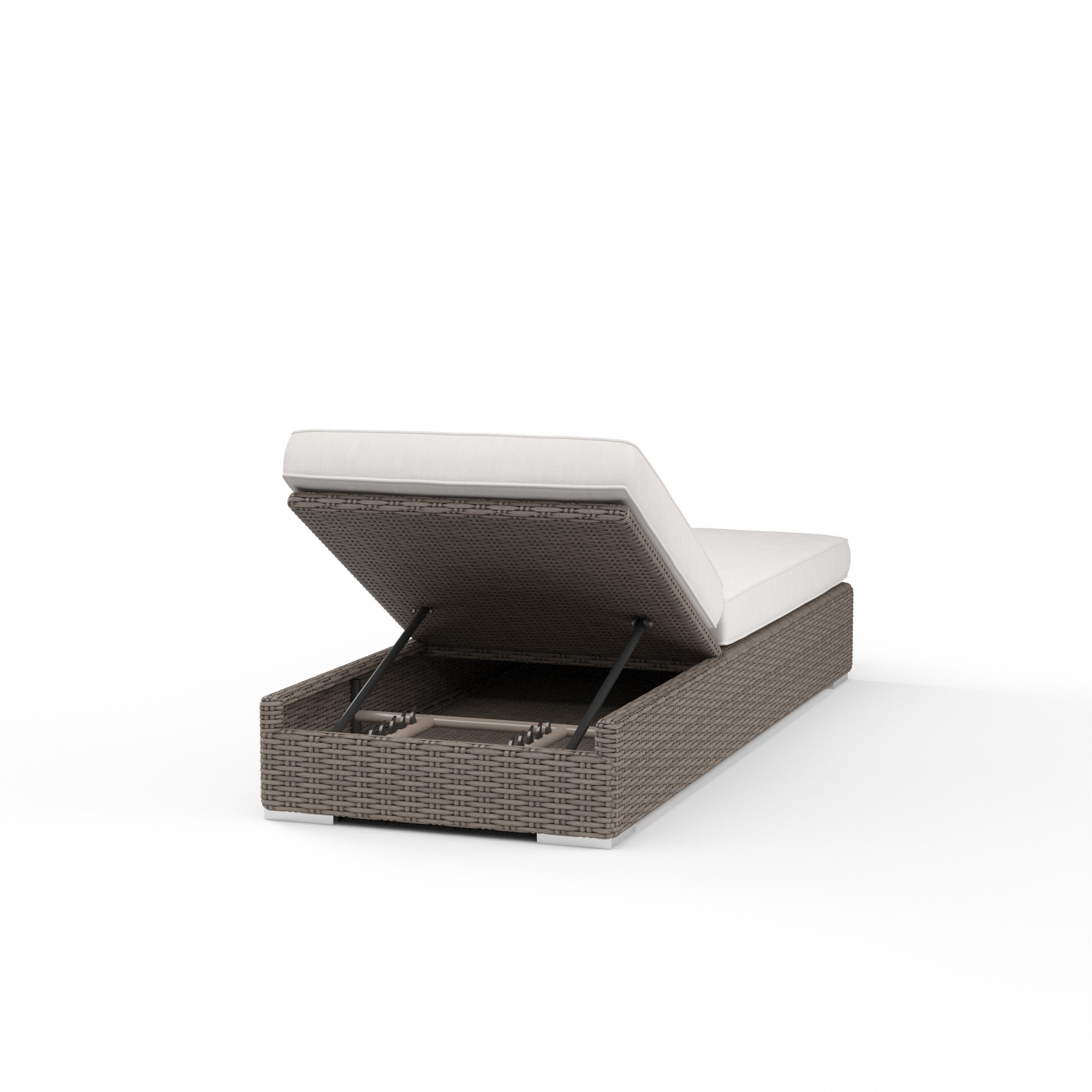 Coronado Wicker Chaise Lounge