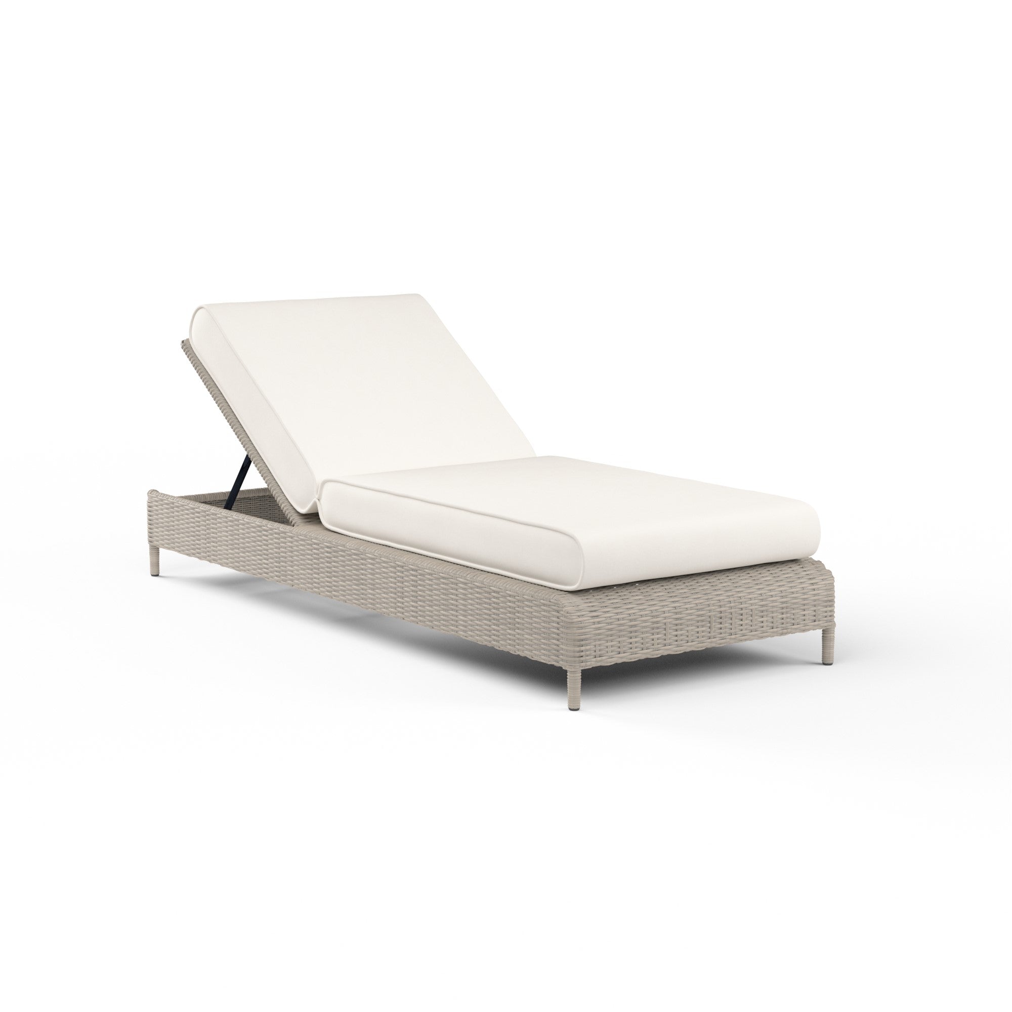 Manhattan Wicker Chaise Lounge