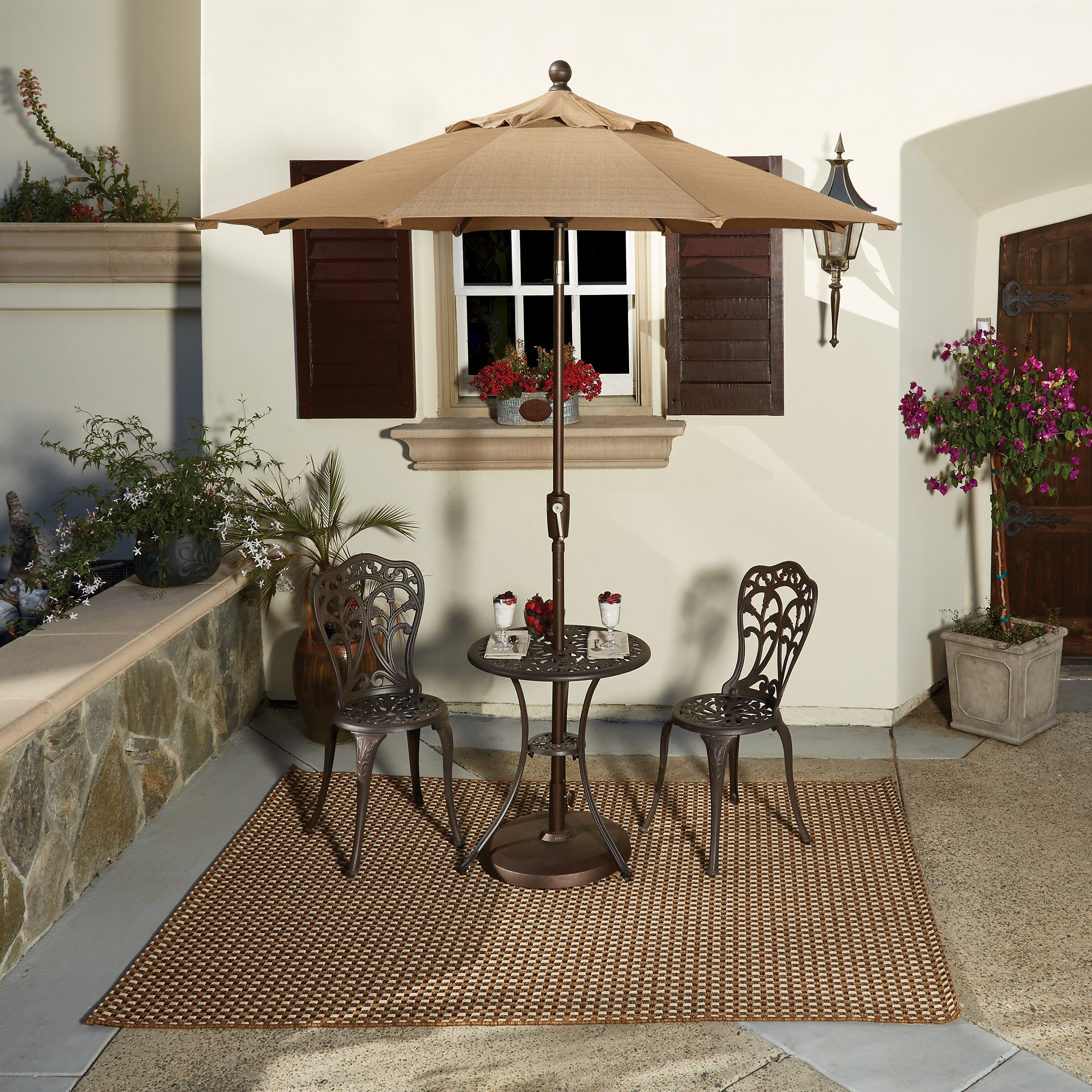 Push Button Tilt 7.5' Octagon Aluminum Market Umbrella