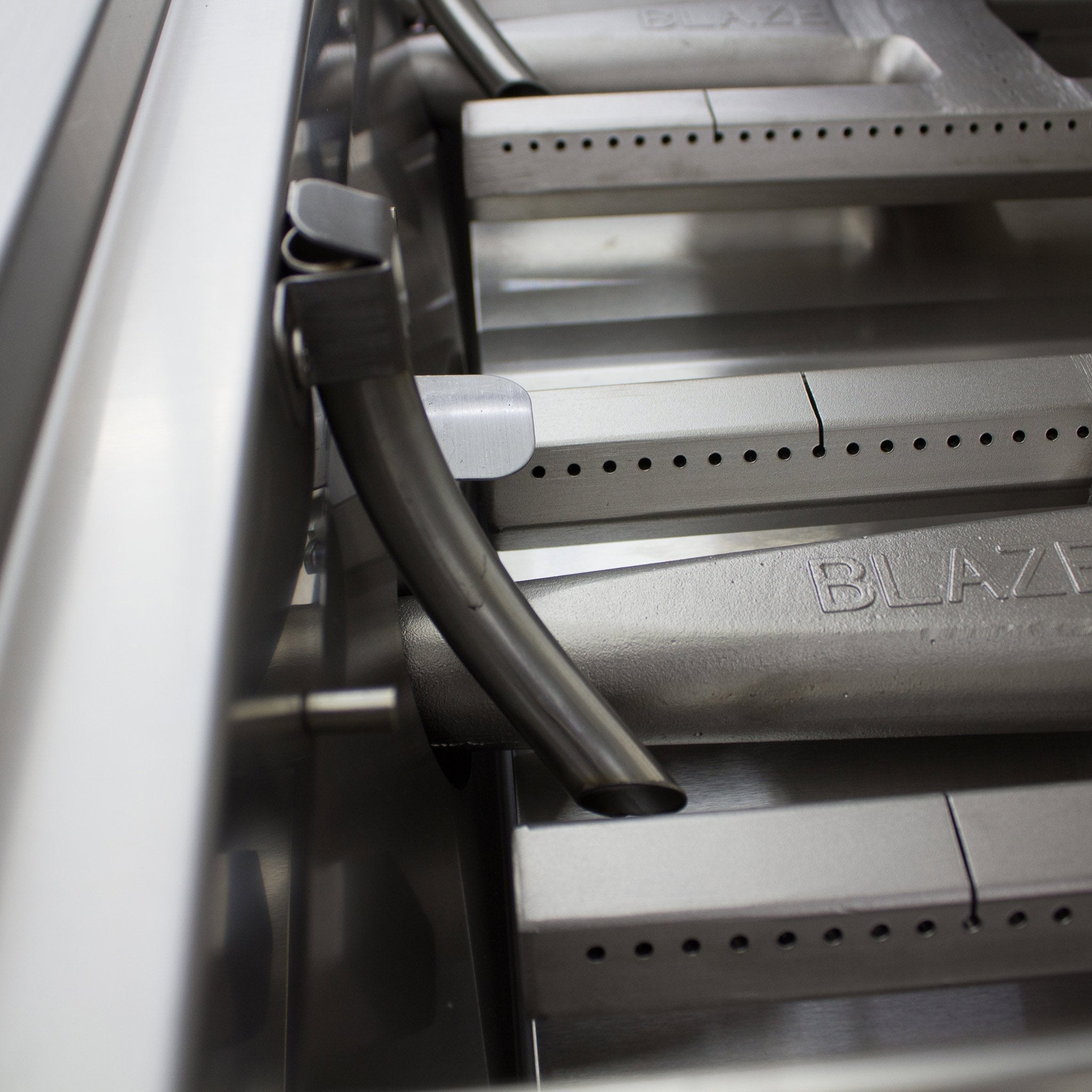 Professional 44" Stainless Steel 4-Burner Built-In Gas Grill